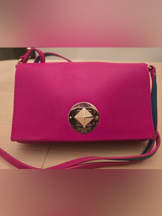 kate spade Handbags - Kate Spade Newbury Lane Sally Twist Lock Stroybook Crossbody Pink Leather EUC